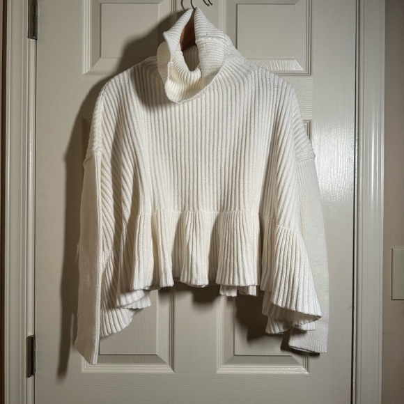 Free People Layer Coconut Ivory Turtleneck Sweater Size SP - Picture 5 of 11